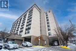 817 - 2737 KEELE STREET Toronto, ON M3M 2E9