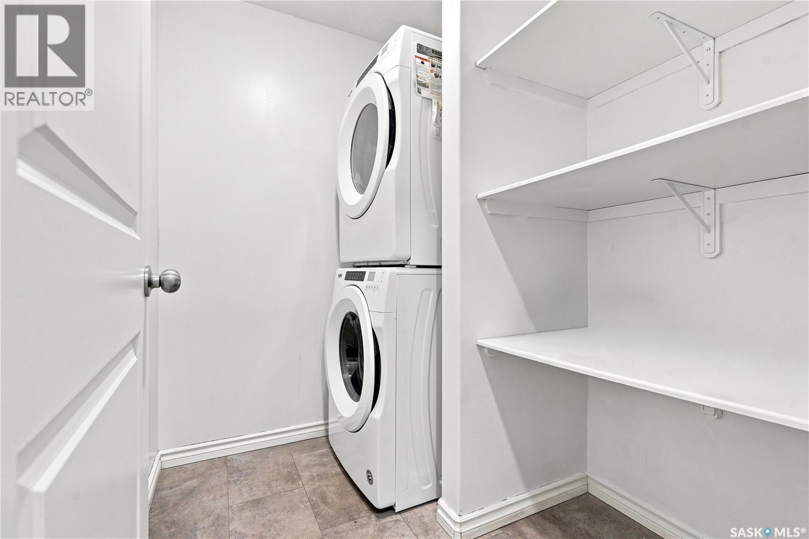 501 110 Akhtar Bend, Saskatoon, SK - Indoor Photo Showing Laundry Room