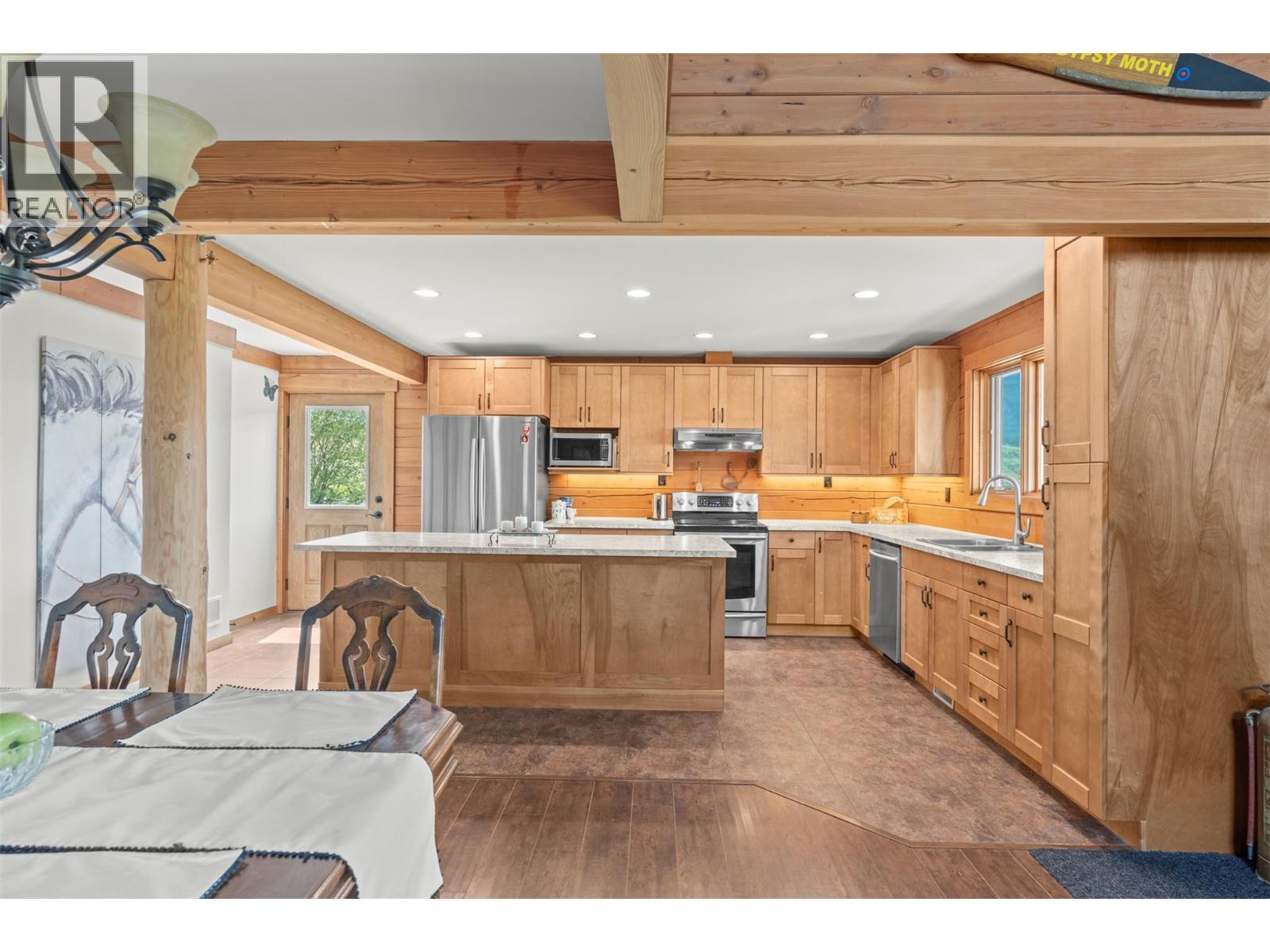 9371 6 Highway, Coldstream, BC - Indoor Photo Showing Other Room