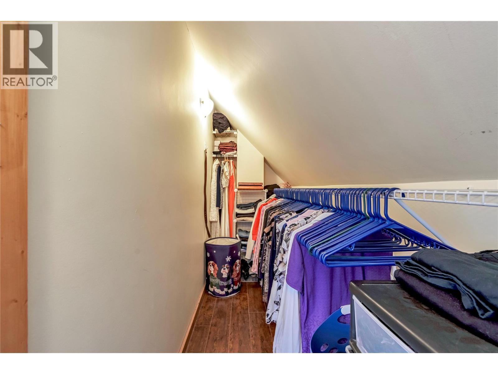 9371 6 Highway, Coldstream, BC - Indoor With Storage