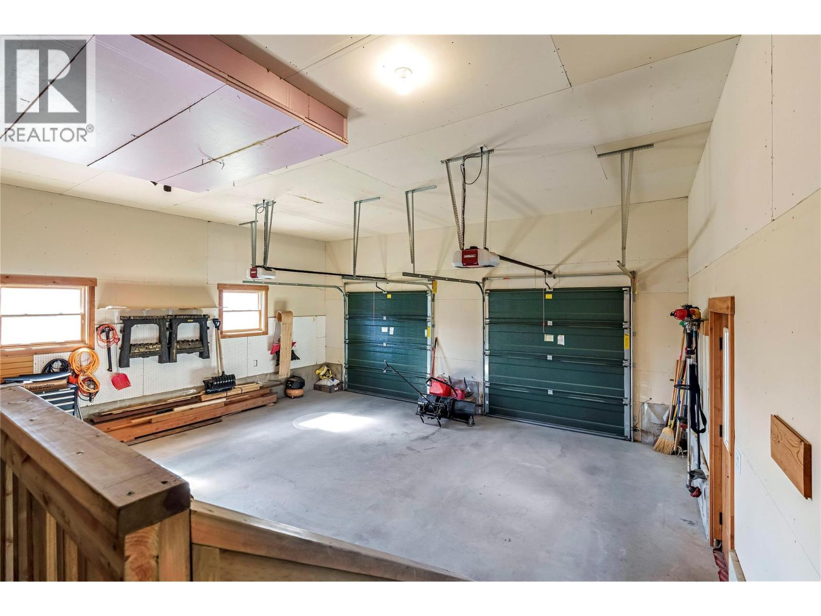 9371 6 Highway, Coldstream, BC - Indoor Photo Showing Garage