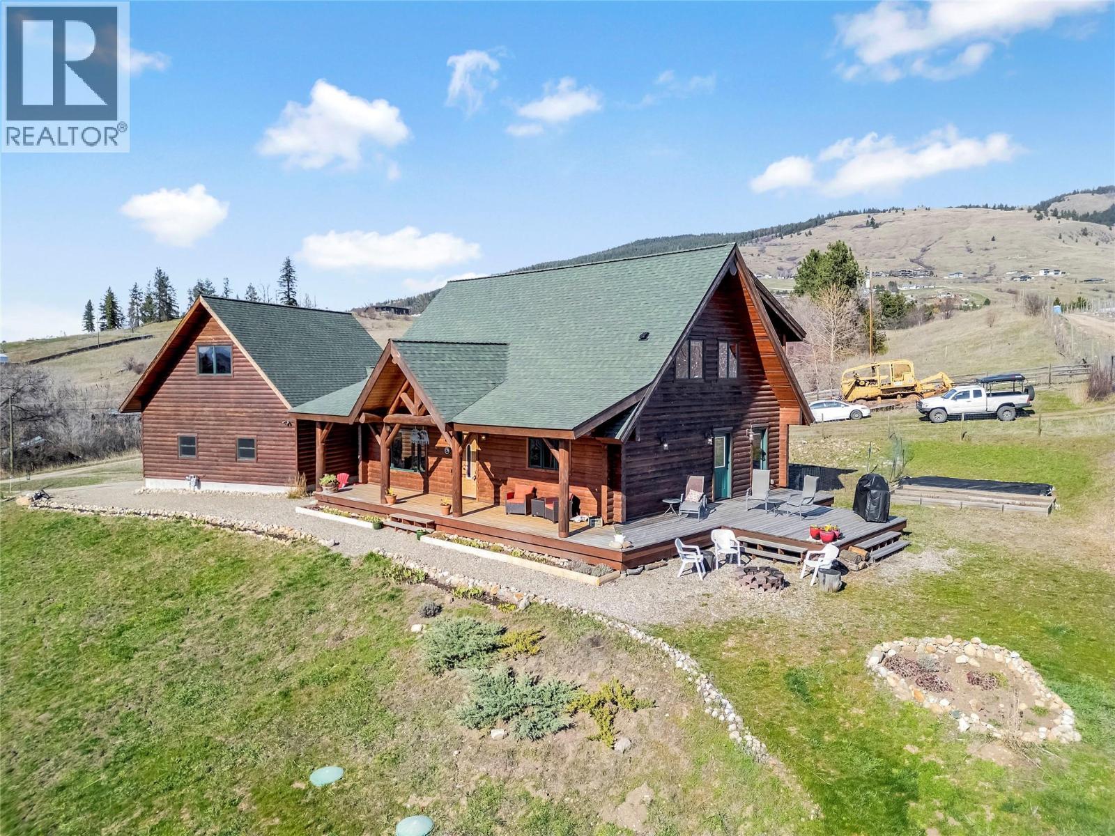 9371 6 Highway, Coldstream, BC - Outdoor
