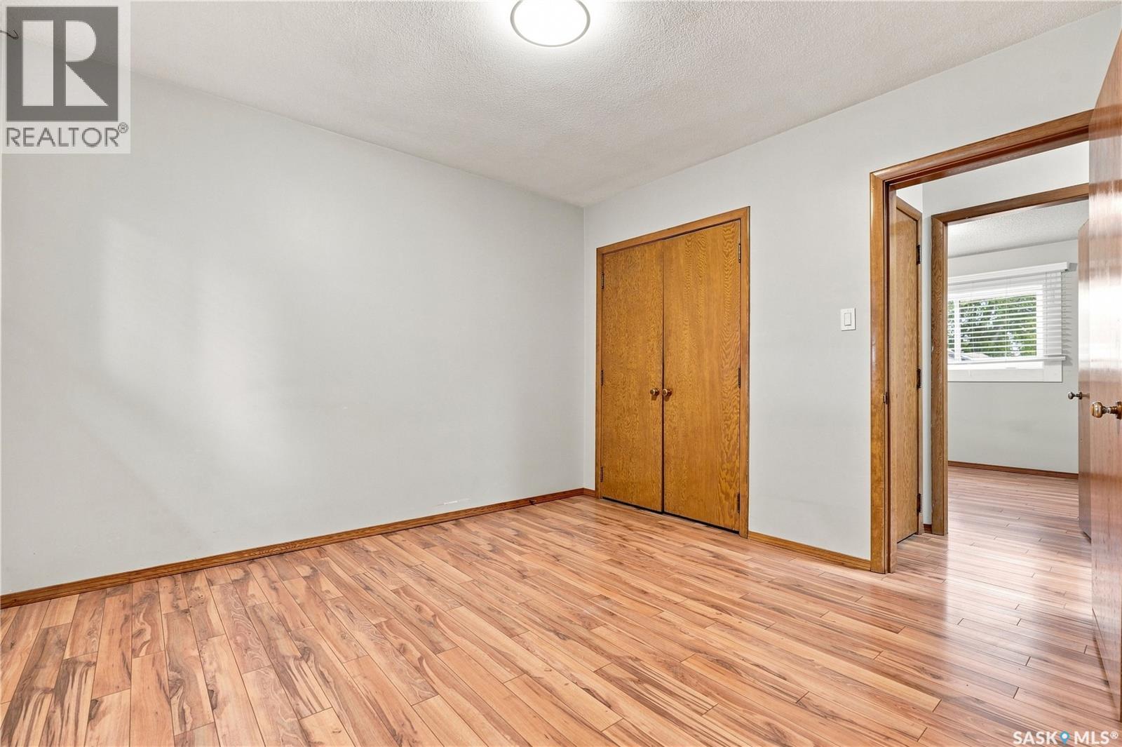 1915 Dufferin Avenue, Saskatoon, SK - Indoor Photo Showing Other Room