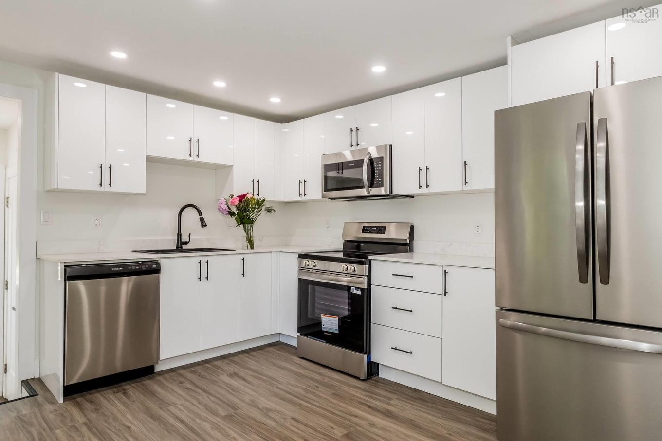 155 Wiley Avenue, Windsor, NS - Indoor Photo Showing Kitchen With Stainless Steel Kitchen With Upgraded Kitchen
