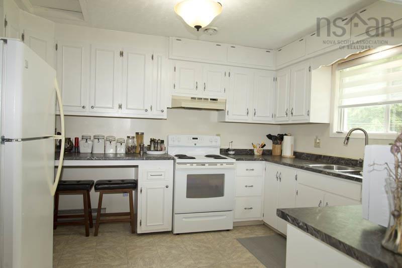 1027 Marie Crescent, Kentville, NS - Indoor Photo Showing Kitchen With Double Sink