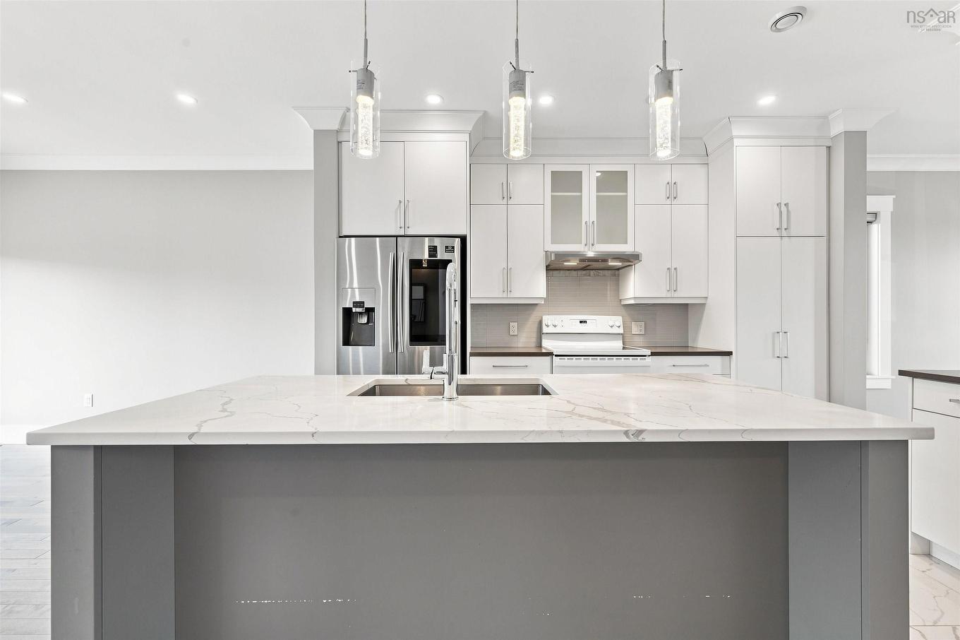 46 Grenoble Court, Halifax, NS - Indoor Photo Showing Kitchen With Double Sink With Upgraded Kitchen
