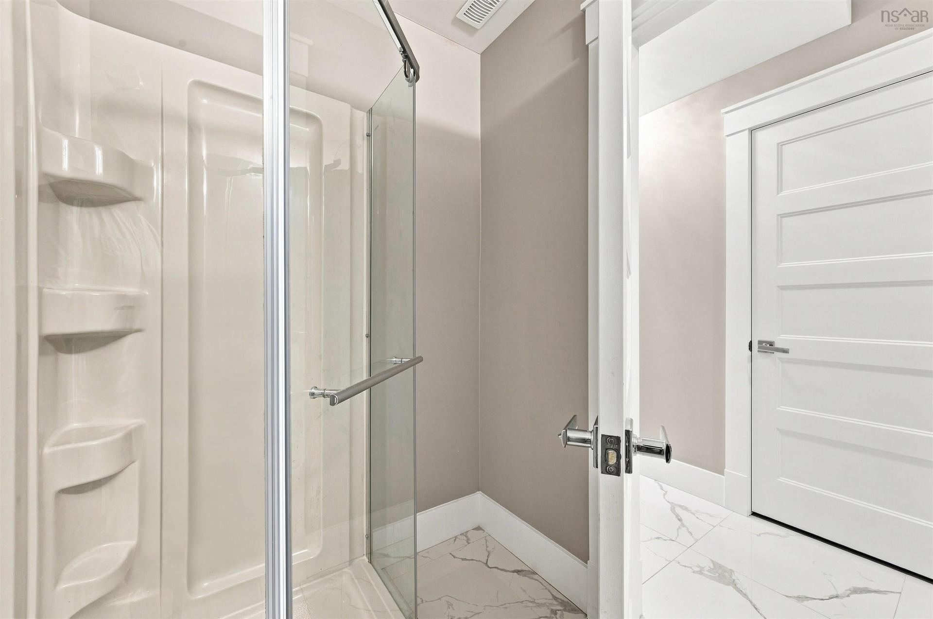 46 Grenoble Court, Halifax, NS - Indoor Photo Showing Bathroom