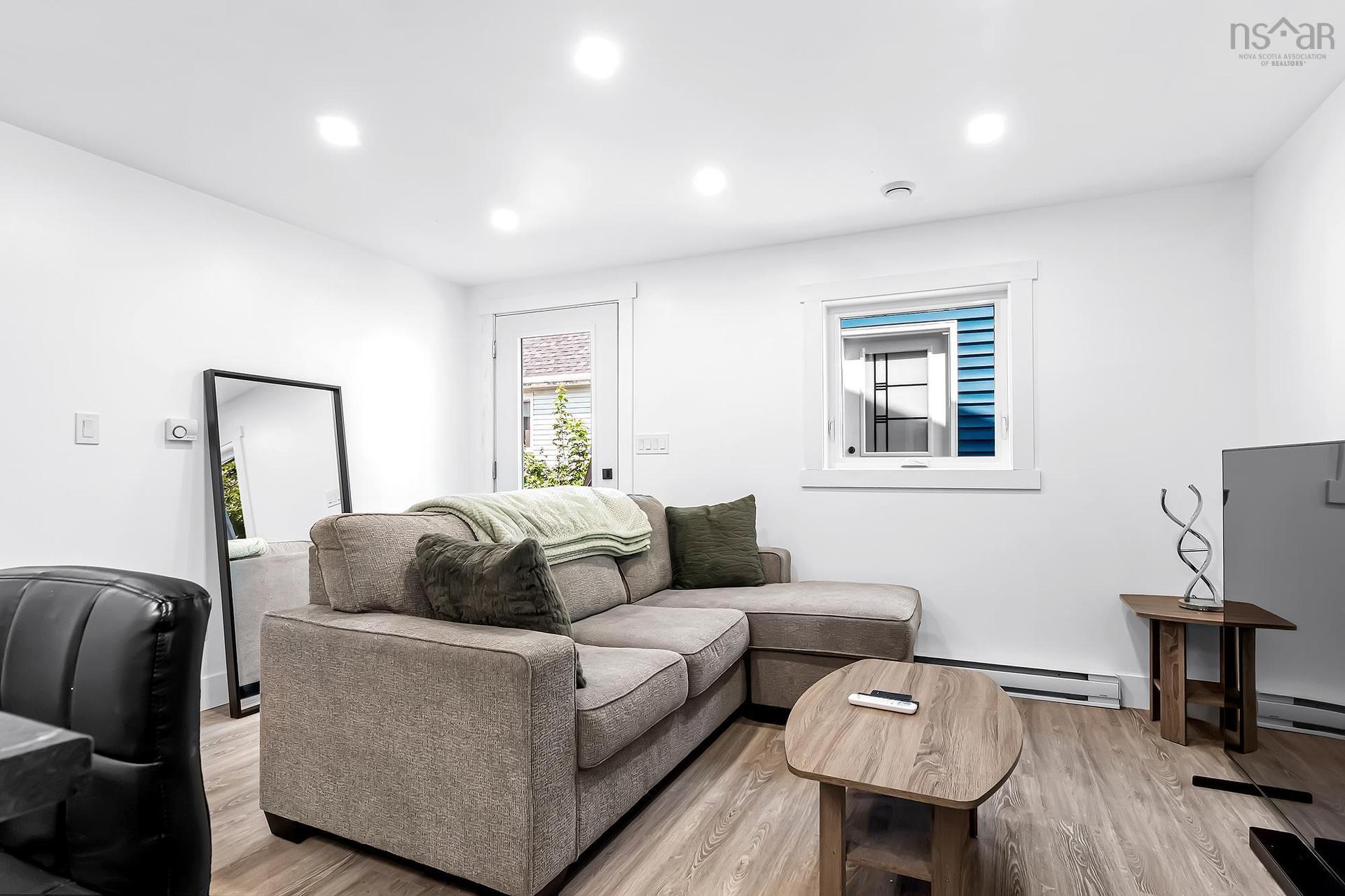 3581 Acadia Street, Halifax, NS - Indoor Photo Showing Living Room