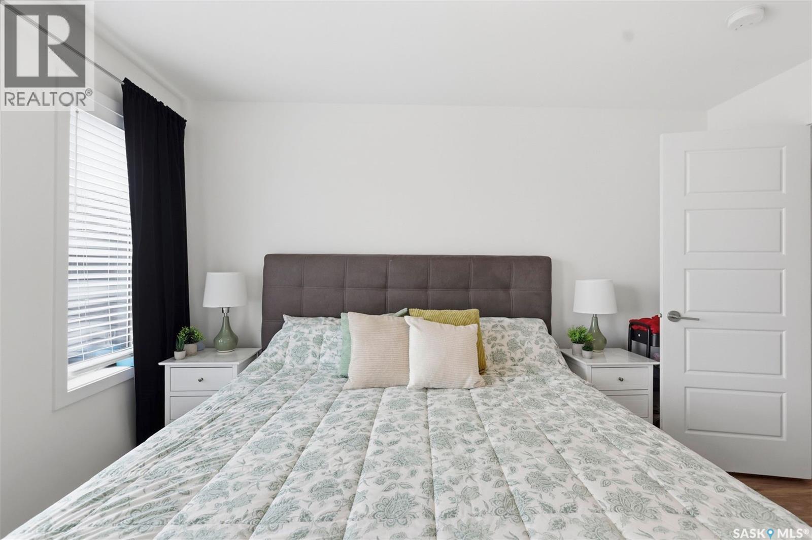 421 Germain Manor, Saskatoon, SK - Indoor Photo Showing Bedroom