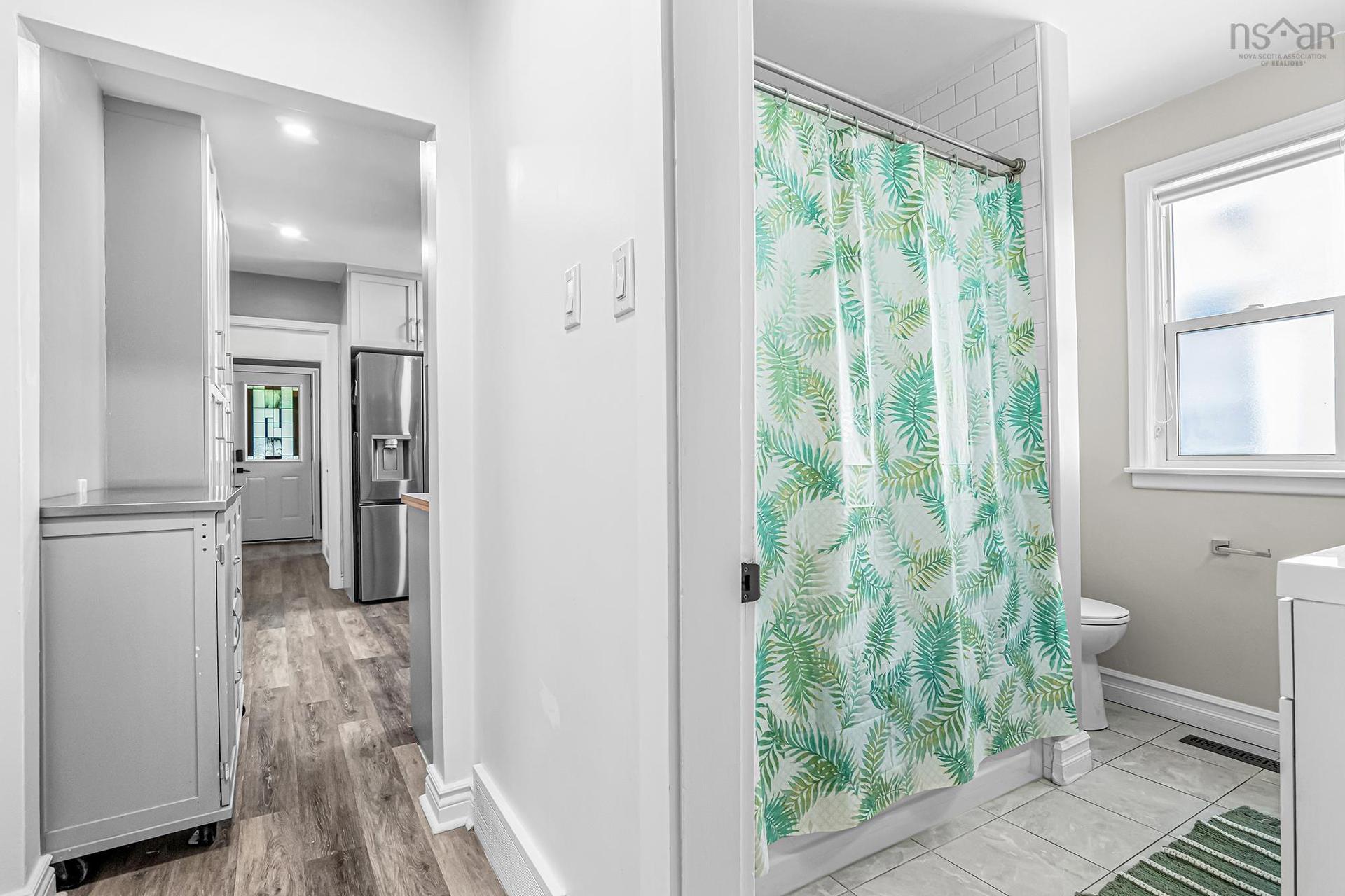 3581 Acadia Street, Halifax, NS - Indoor Photo Showing Bathroom