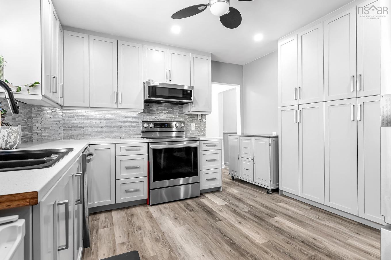 3581 Acadia Street, Halifax, NS - Indoor Photo Showing Kitchen With Upgraded Kitchen