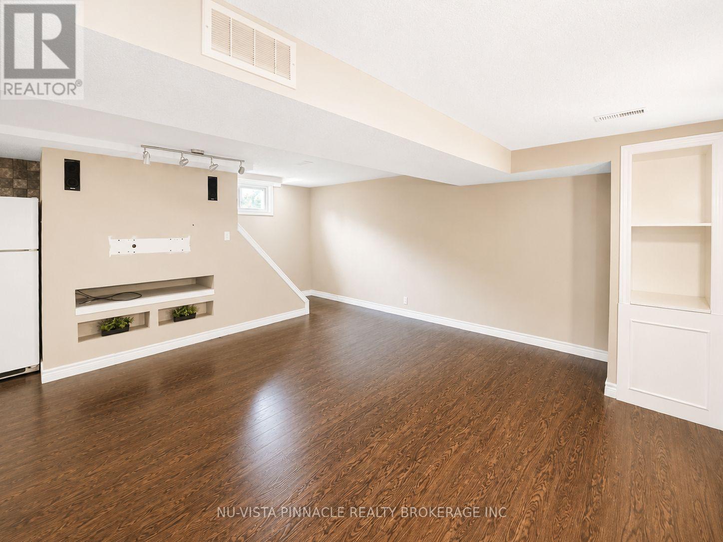 15 Gregory Place, St. Thomas, ON - Indoor Photo Showing Other Room