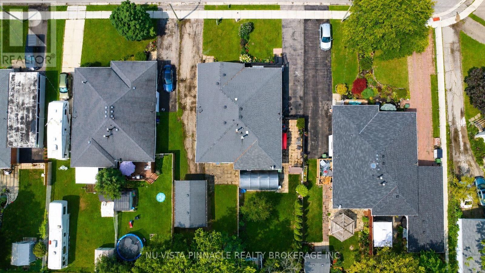 15 Gregory Place, St. Thomas, ON - Outdoor With View