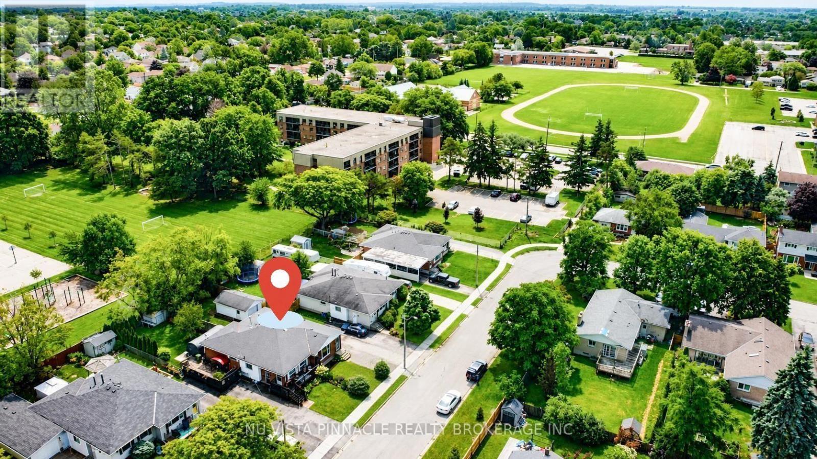 15 Gregory Place, St. Thomas, ON - Outdoor With View