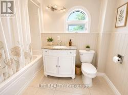 Upper Unit 2 - Bathroom - 