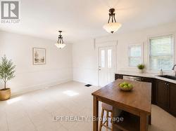 Unit 1 - Kitchen - 