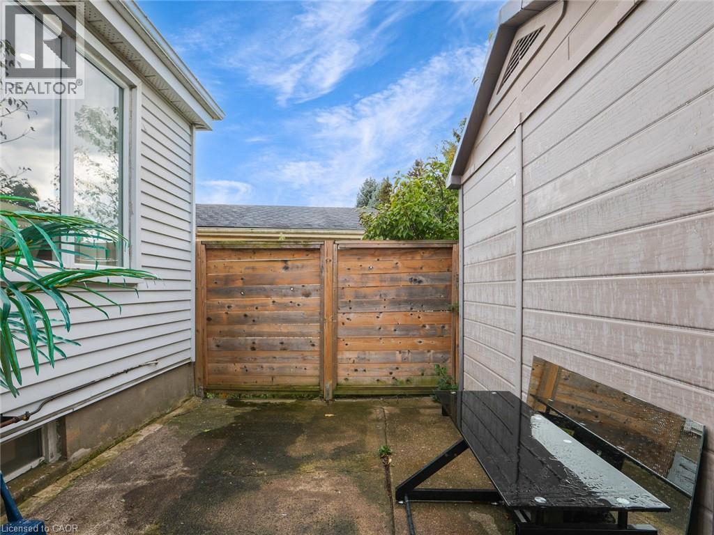 128 Macatee Place, Cambridge, ON - Outdoor With Exterior