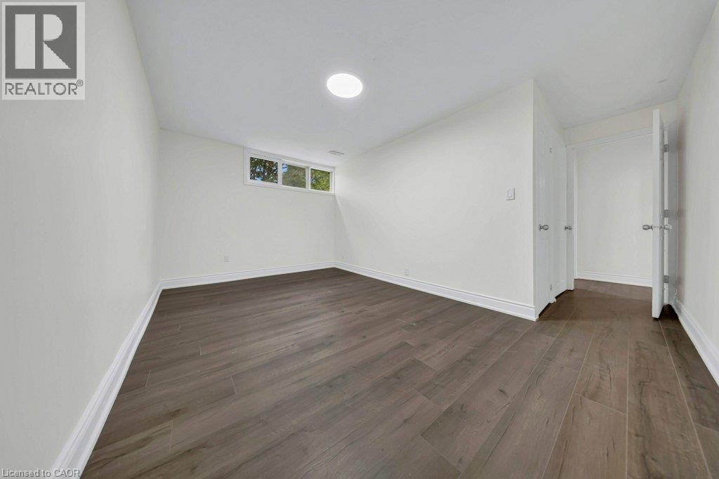 396 Hazel Street, Waterloo, ON - Indoor Photo Showing Other Room