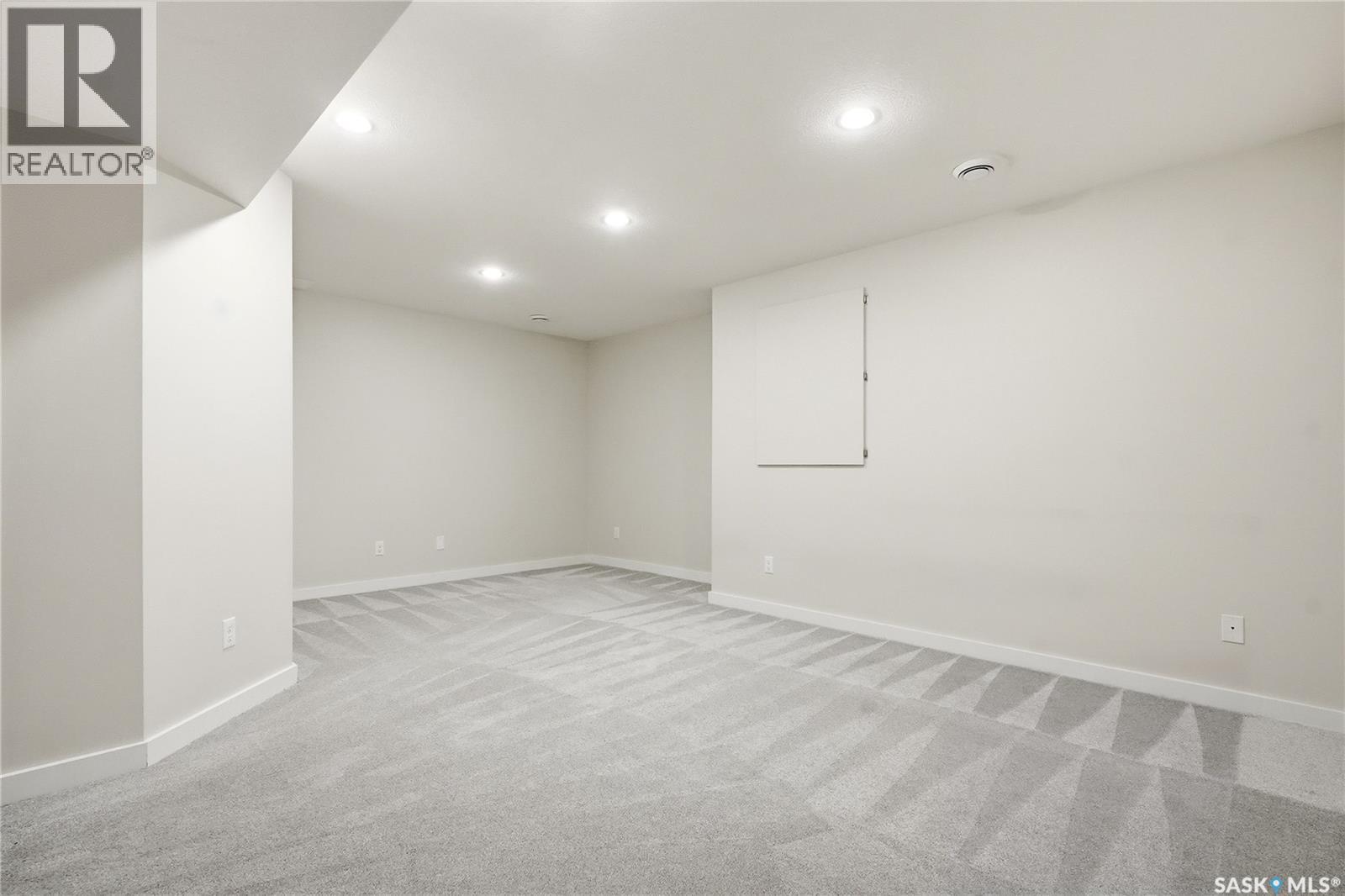 309 410 Hunter Road, Saskatoon, SK - Indoor