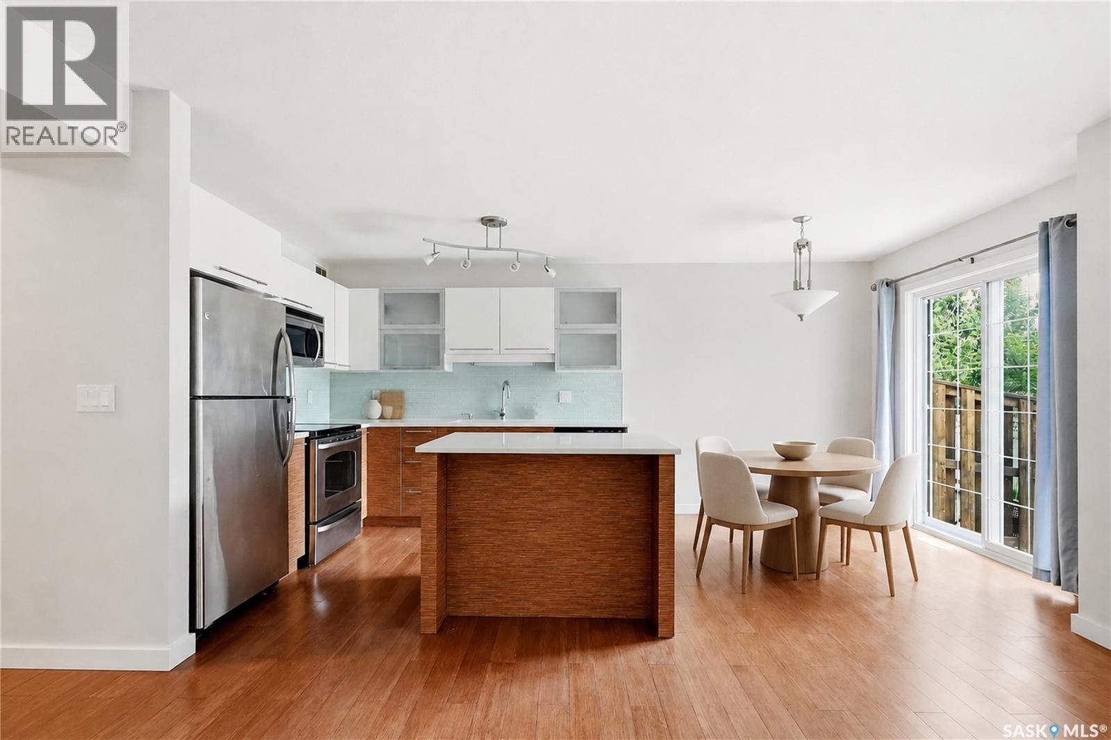 309 410 Hunter Road, Saskatoon, SK - Indoor Photo Showing Kitchen