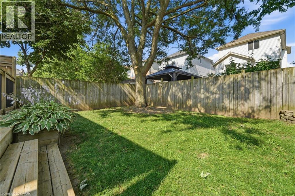 449 Exmoor Street, Waterloo, ON - Outdoor