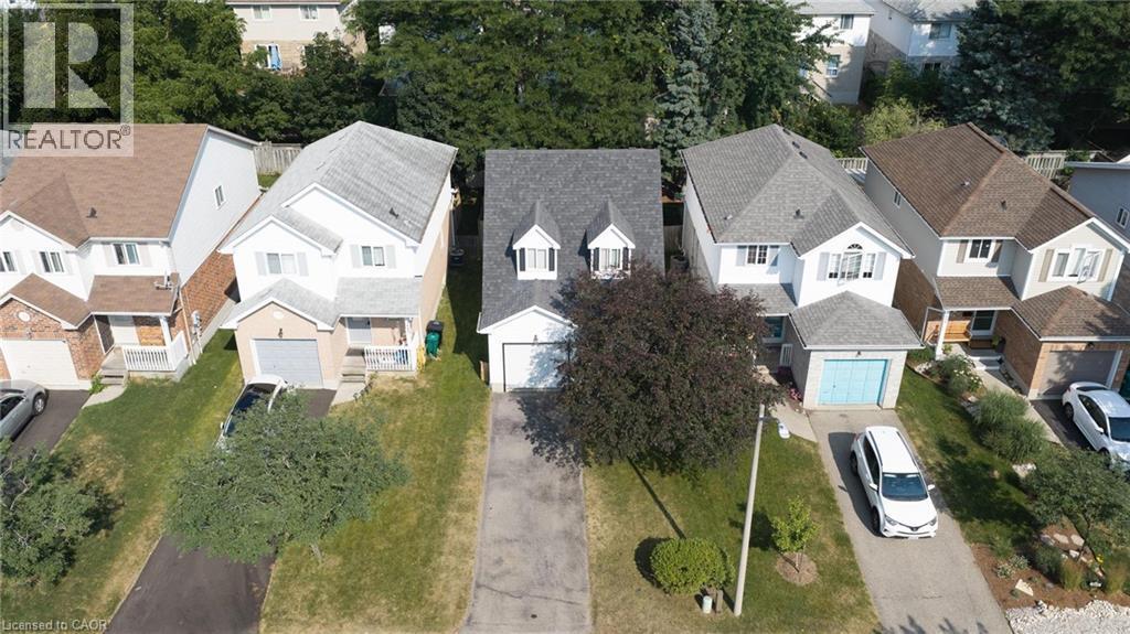 449 Exmoor Street, Waterloo, ON - Outdoor