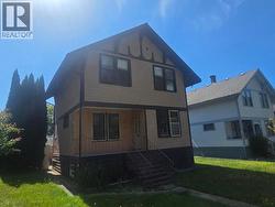 6324 CEDAR STREET Powell River, BC V8A 4M1
