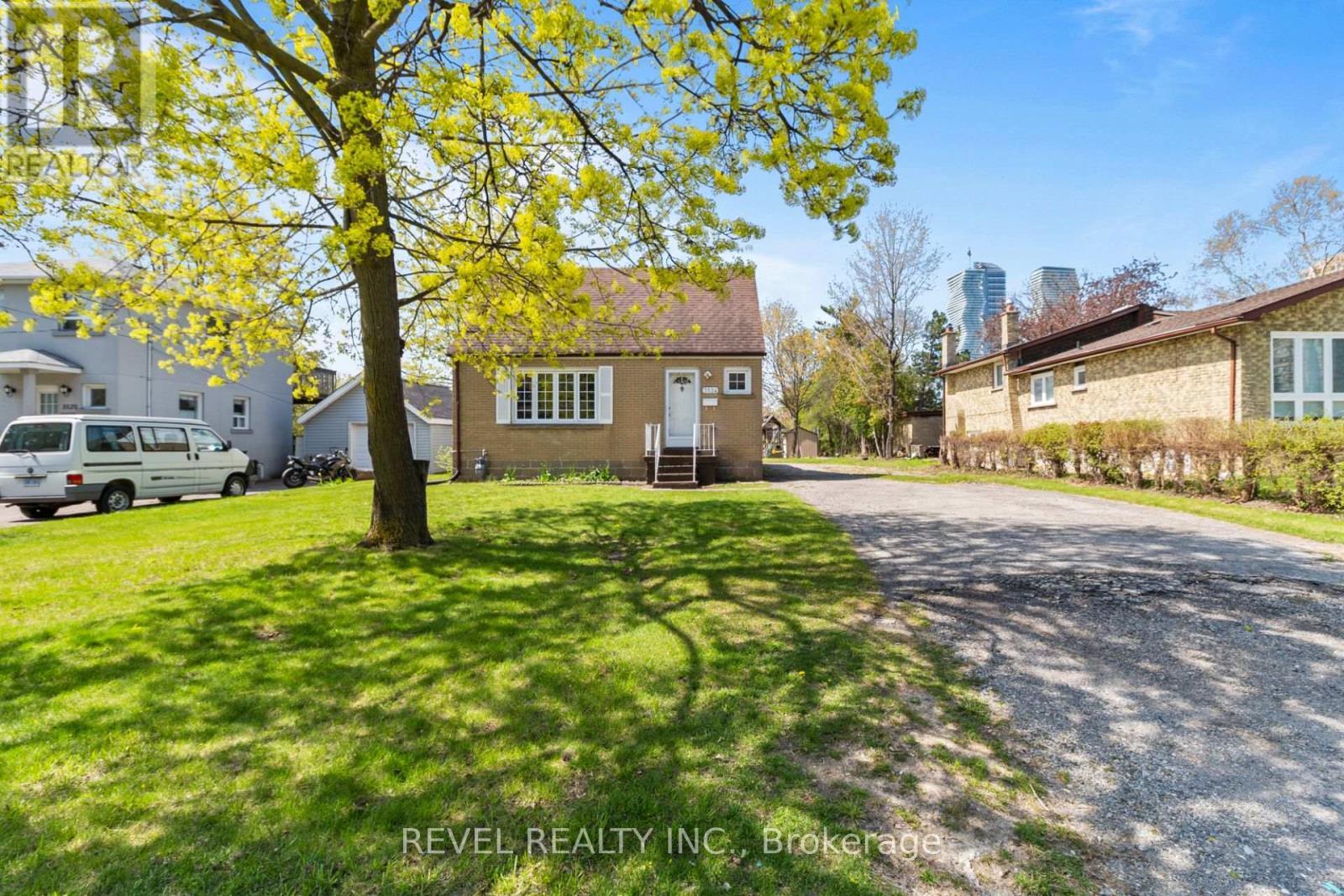 3524 Joan Drive, Mississauga, ON - Outdoor