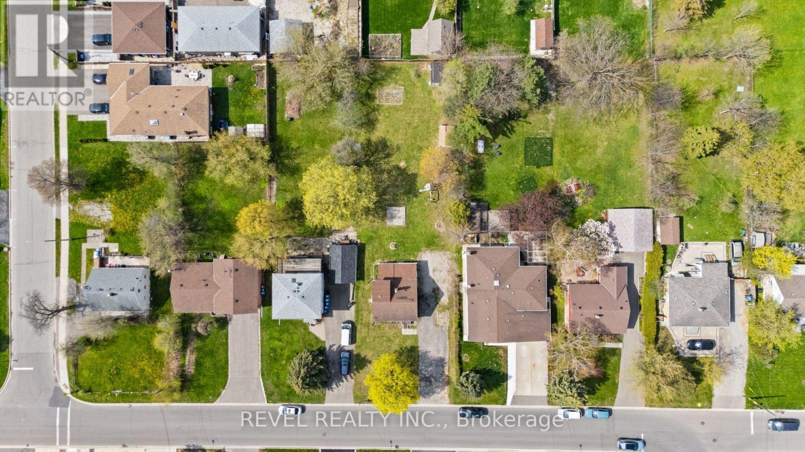 3524 Joan Drive, Mississauga, ON - With View