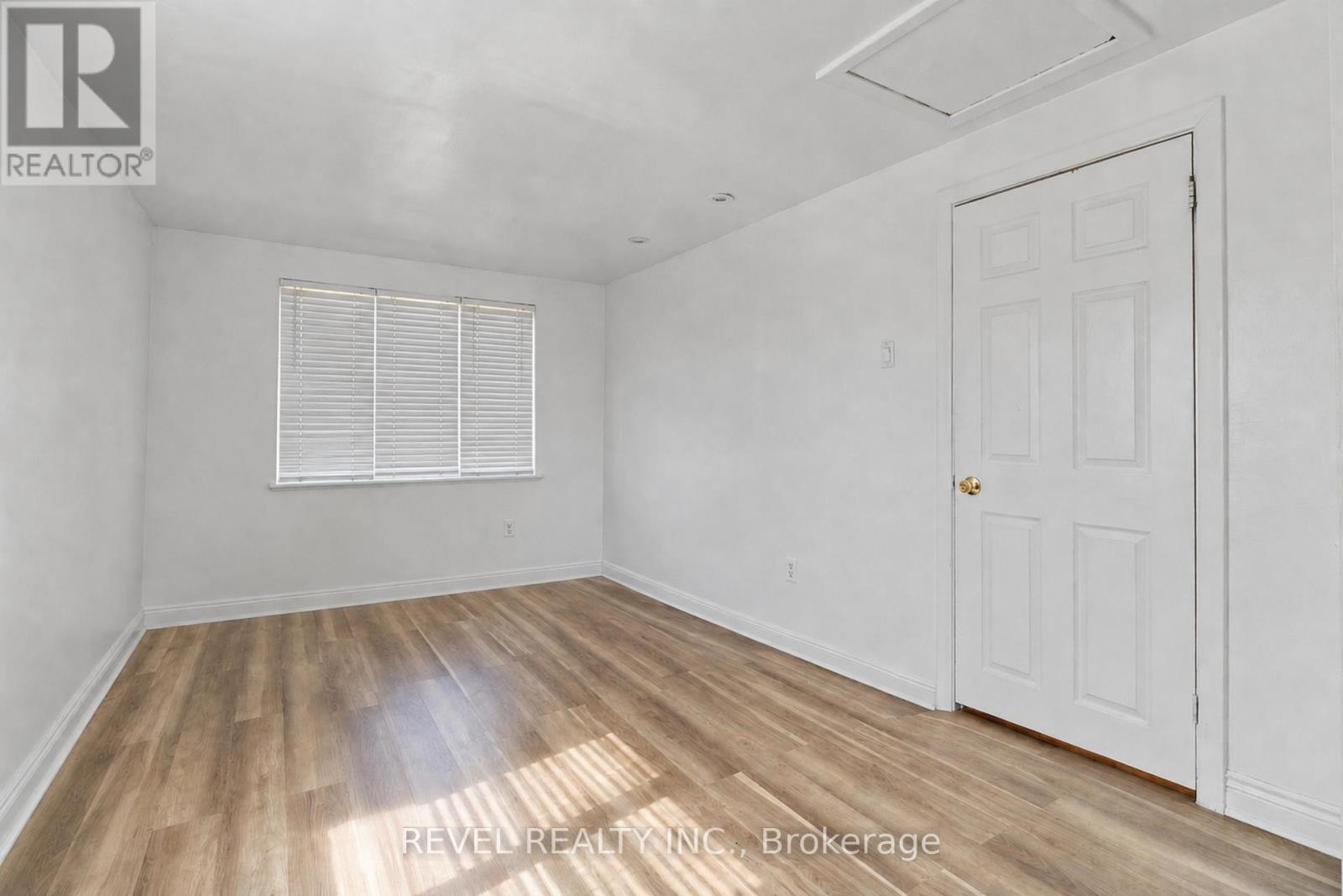 3524 Joan Drive, Mississauga, ON - Indoor Photo Showing Other Room