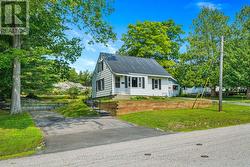 13 BURRITT STREET Parry Sound, ON P2A 1N5