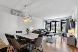 403-450 Rue St-Antoine E. Montréal (Ville-Marie), QC H2Y 1A5