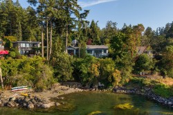 10994 Madrona Dr North Saanich, BC V8L 5R7