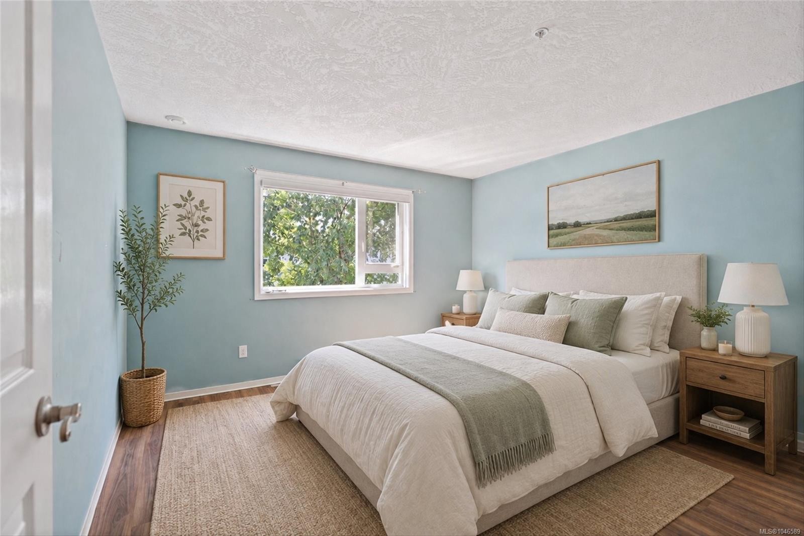 #302-9975 Fifth St, Sidney, BC - Indoor Photo Showing Bedroom