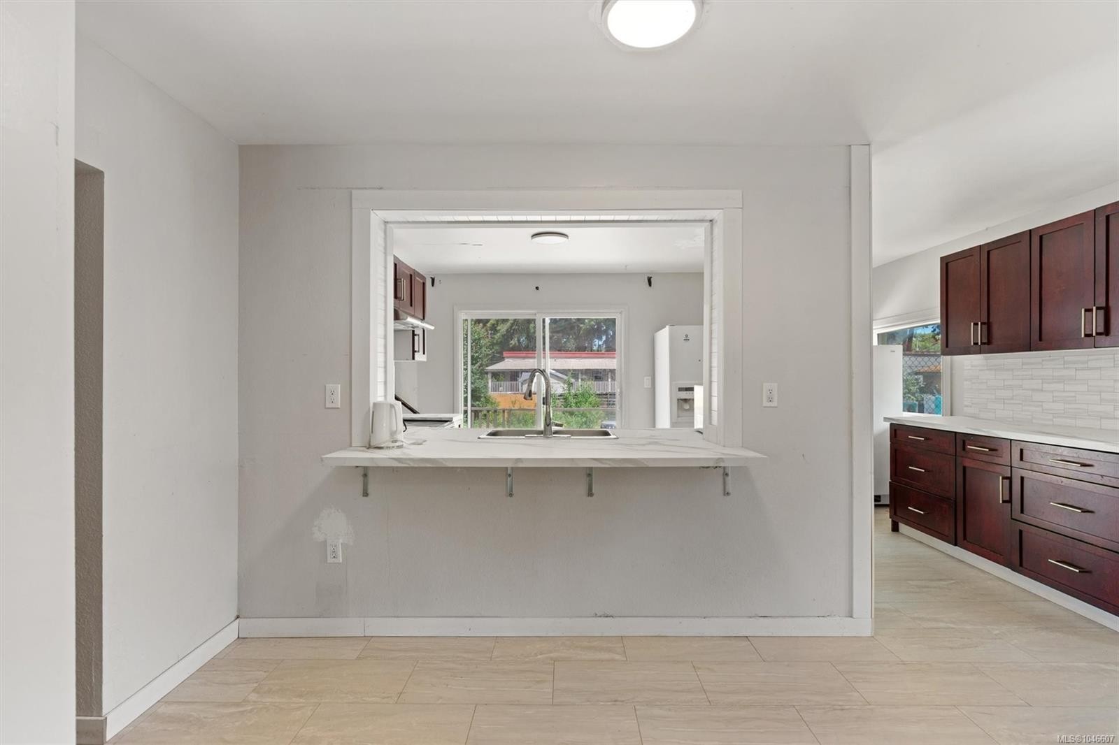 588 Heatherly Rd, Colwood, BC
