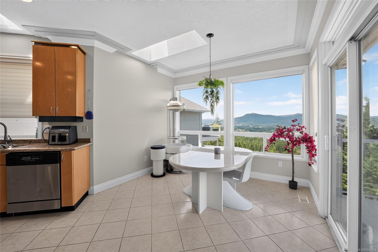 6093 Chippewa Rd, Duncan, BC