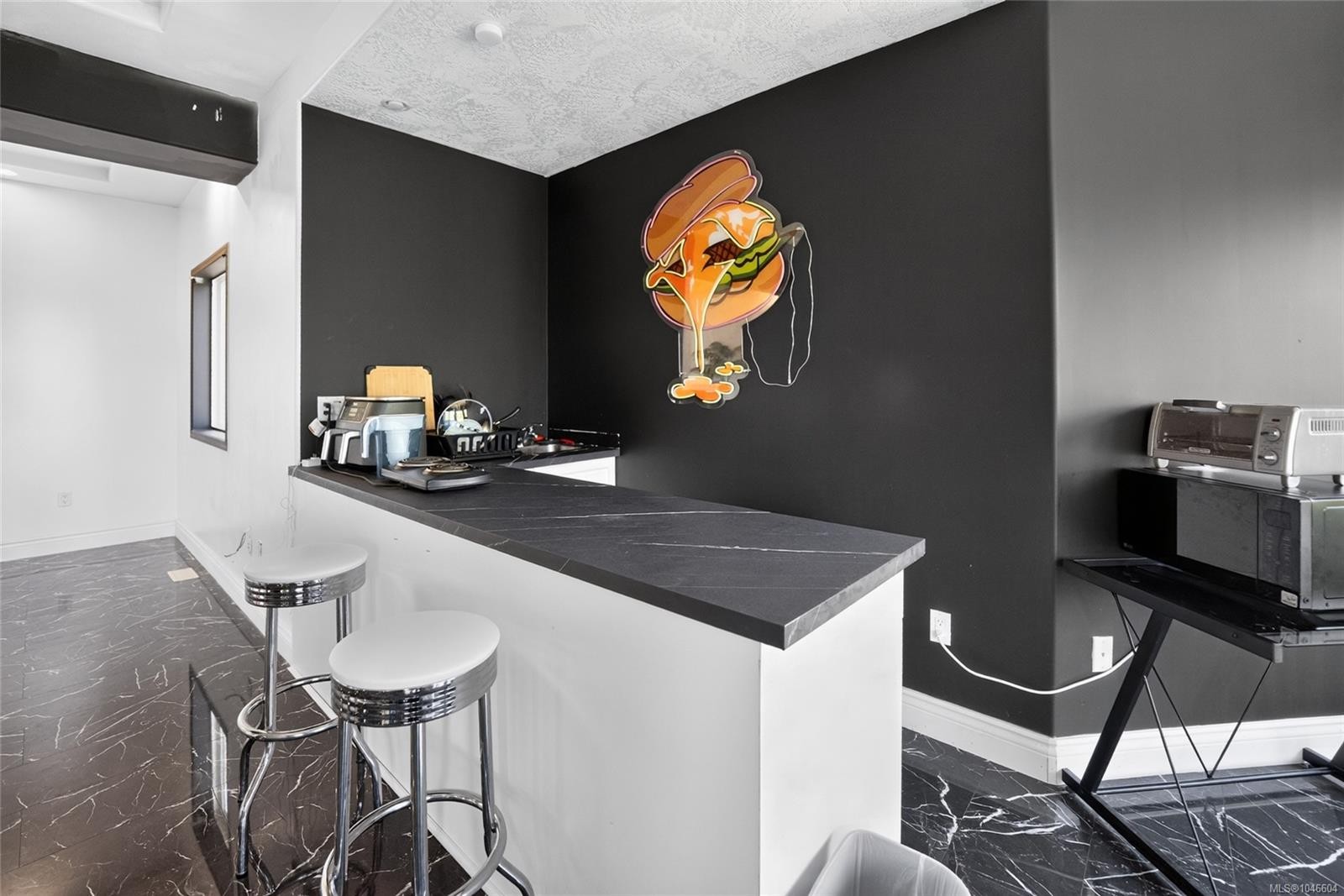 6093 Chippewa Rd, Duncan, BC