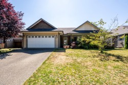 3351 Coniston Cres Cumberland, BC V0R 1S0