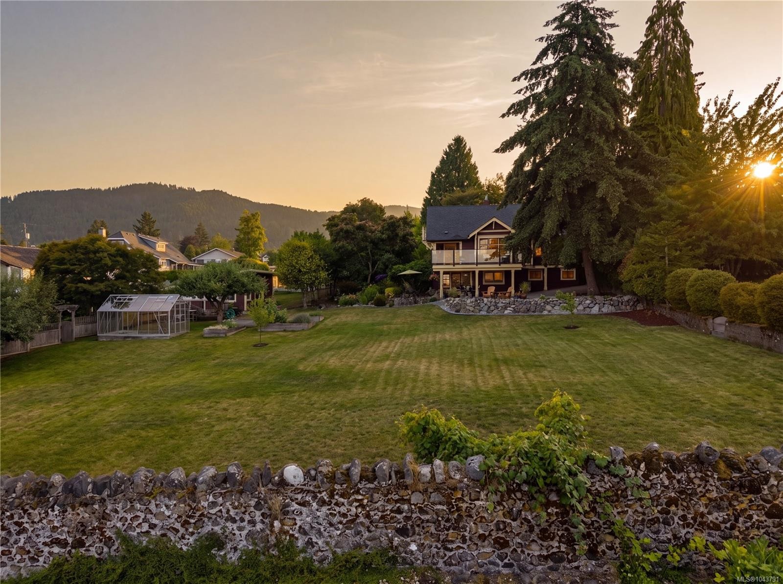 104 Forward Rd, Ladysmith, BC