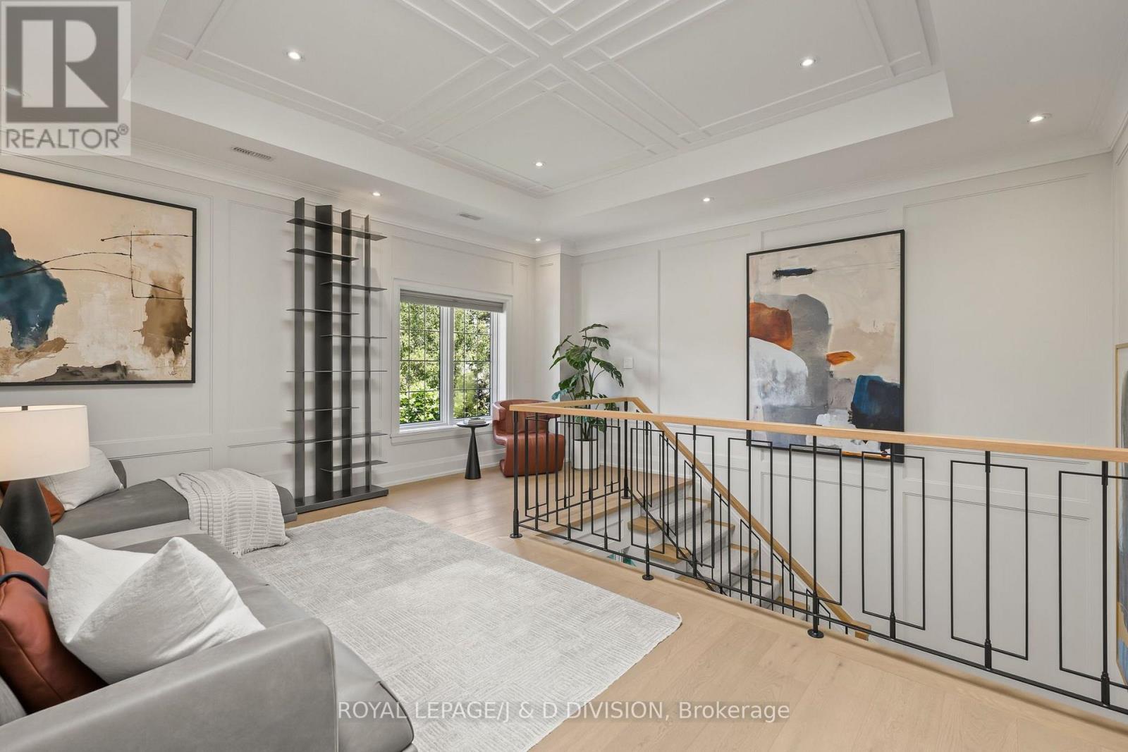5 Pine Forest Road, Toronto, ON - Indoor