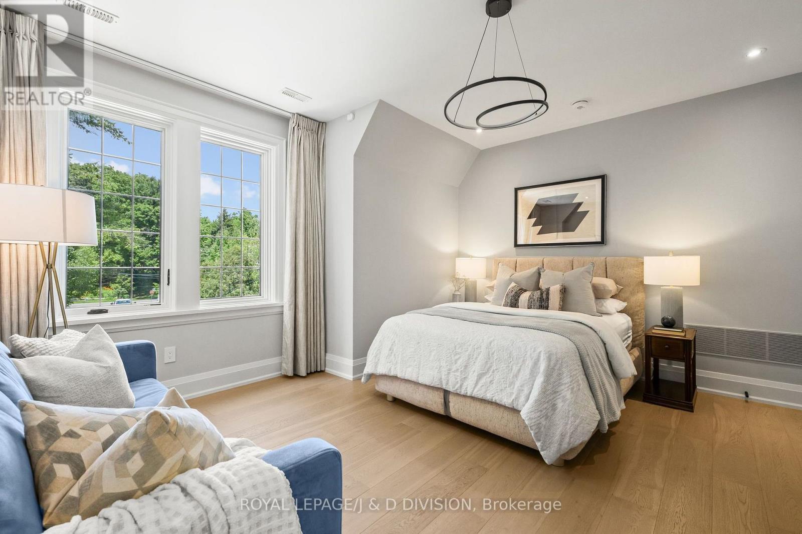 5 Pine Forest Road, Toronto, ON - Indoor Photo Showing Bedroom