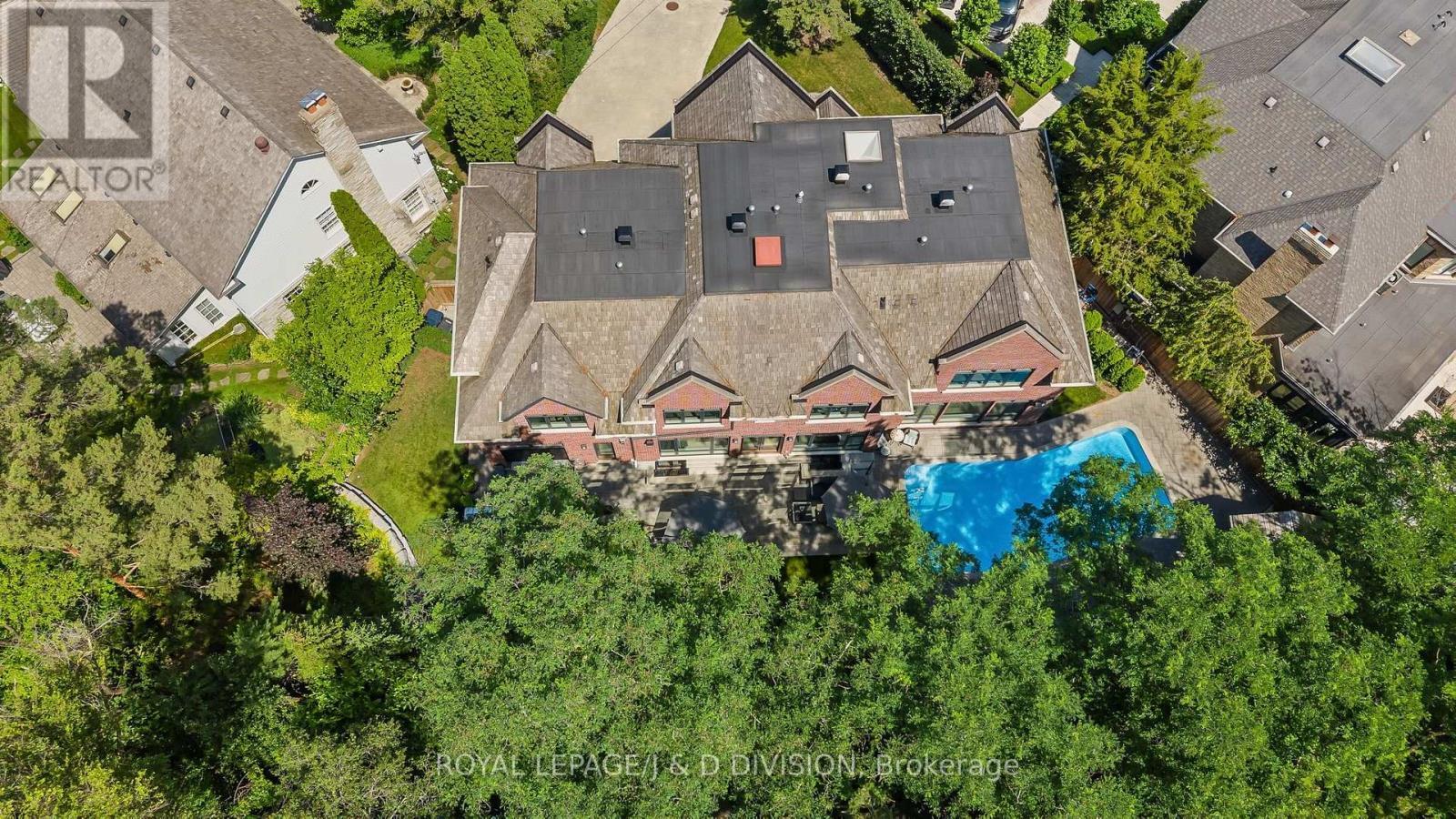 5 Pine Forest Road, Toronto, ON - Outdoor With View