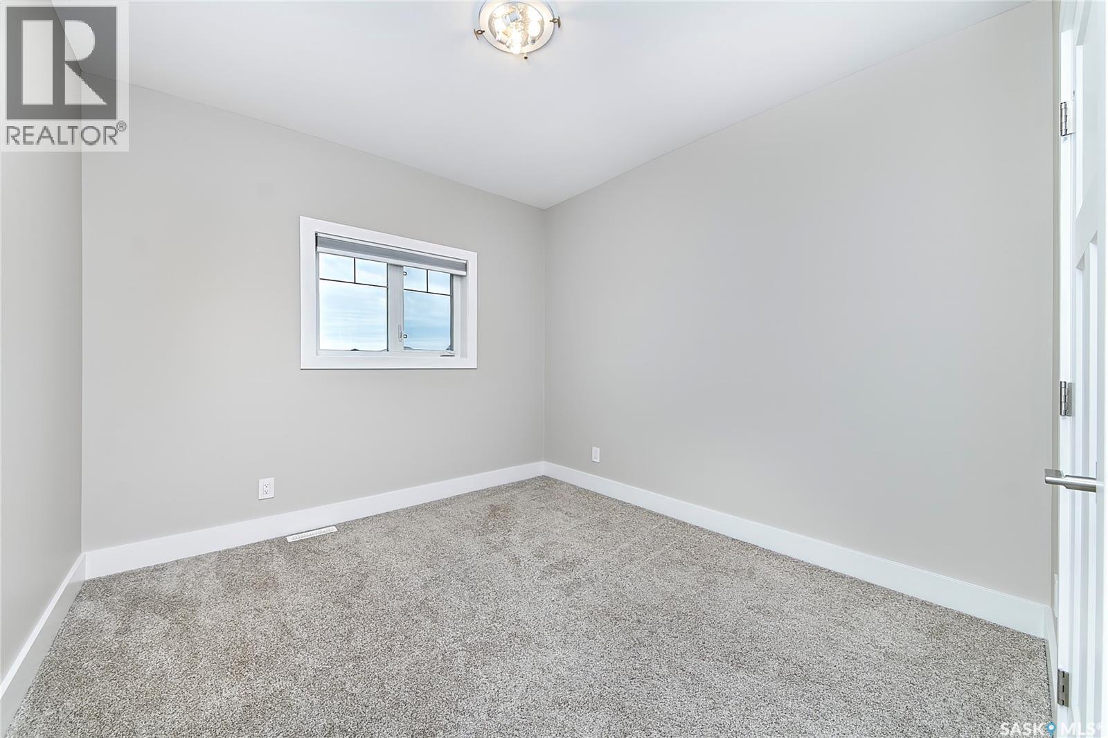 186 Boykowich Bend, Saskatoon, SK - Indoor Photo Showing Other Room