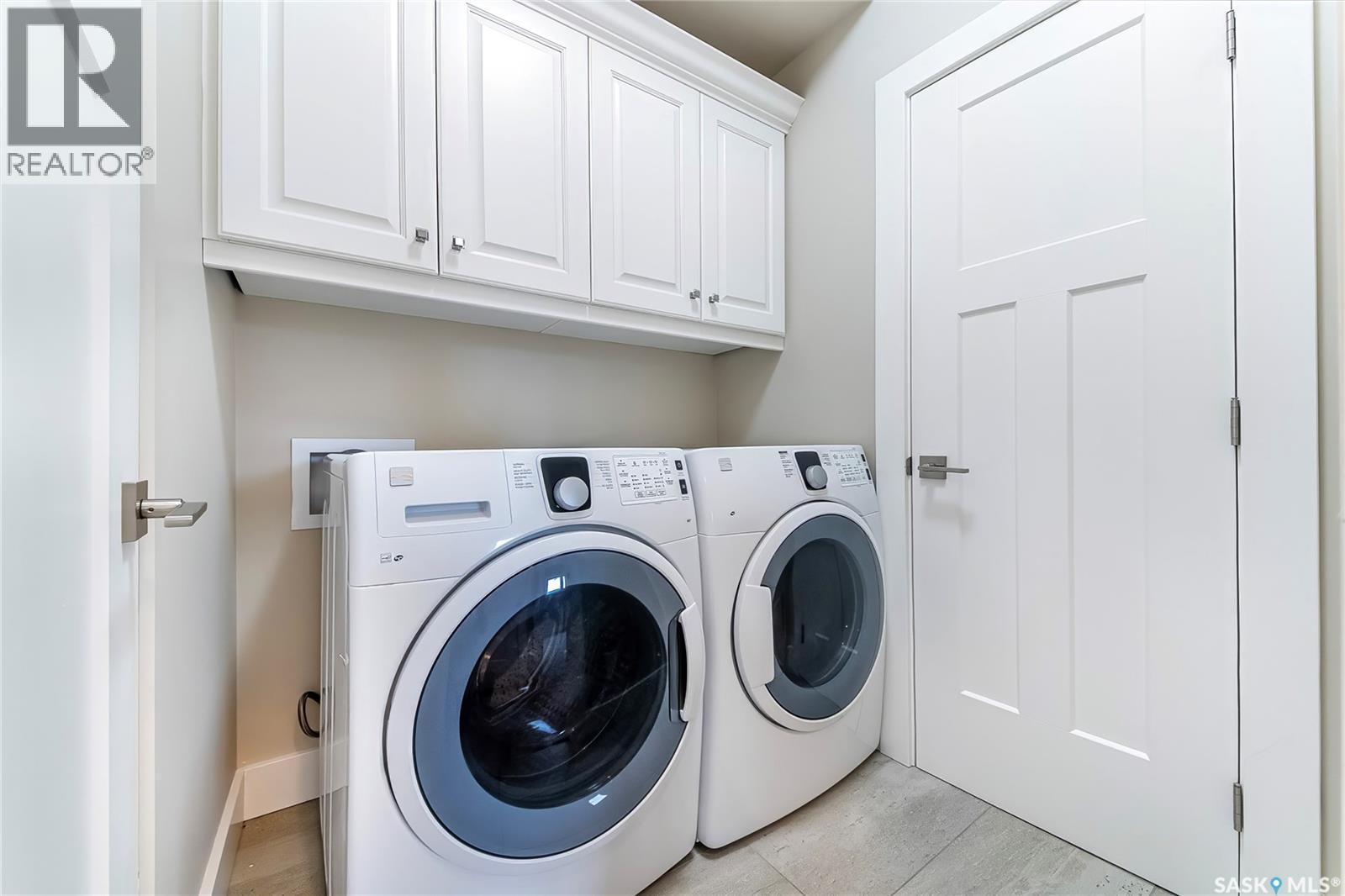 186 Boykowich Bend, Saskatoon, SK - Indoor Photo Showing Laundry Room