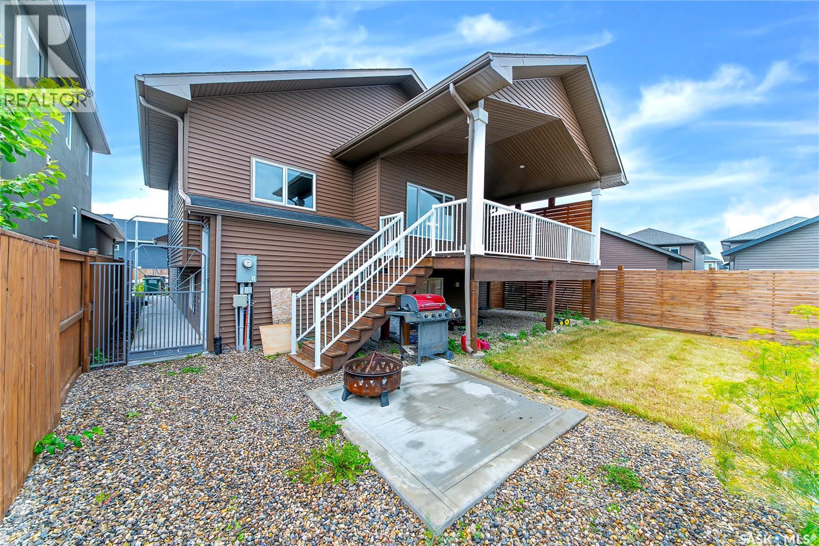 186 Boykowich Bend, Saskatoon, SK - Outdoor