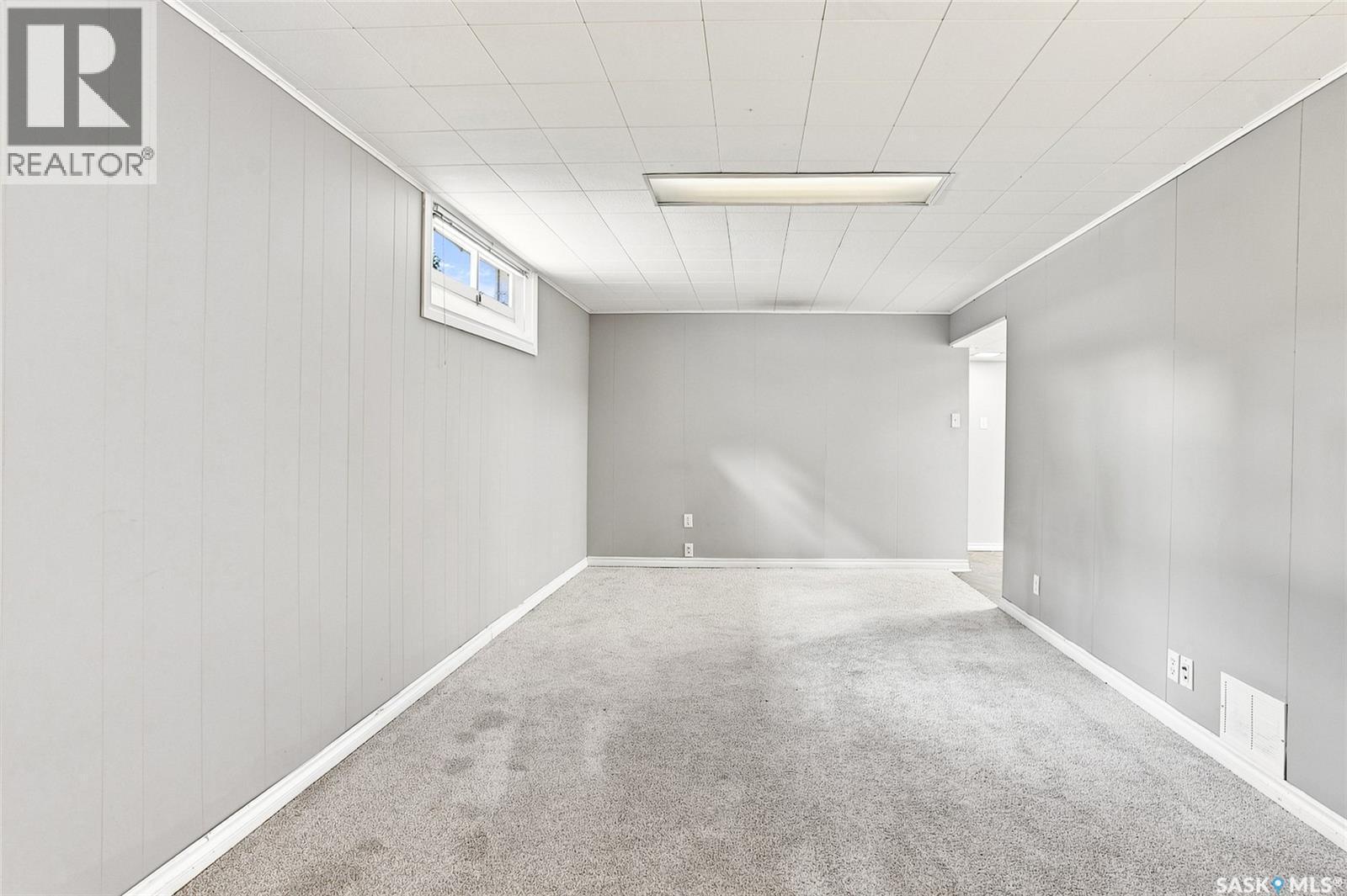 1714 Drinkle Street, Saskatoon, SK - Indoor Photo Showing Other Room