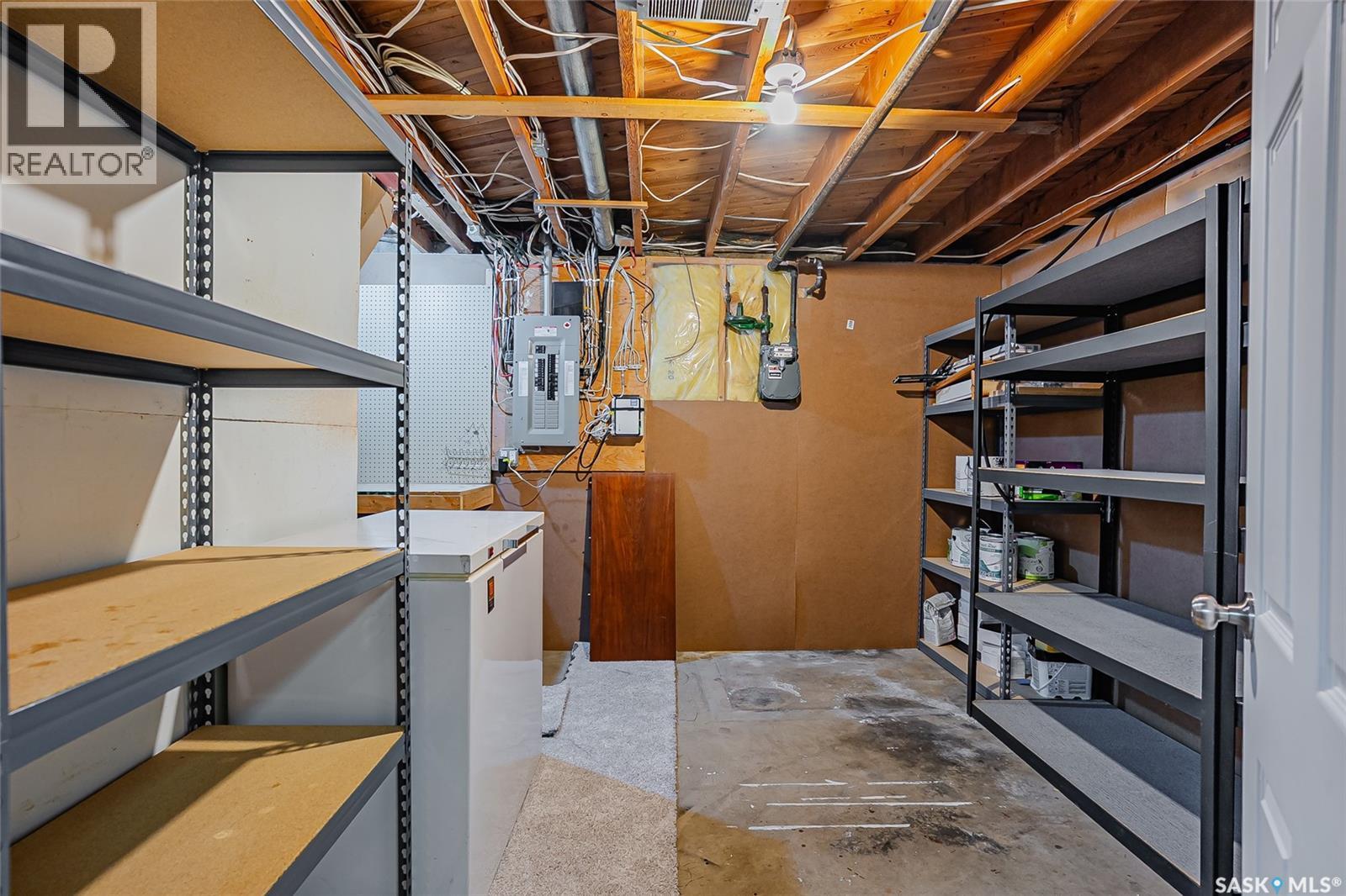 1714 Drinkle Street, Saskatoon, SK - Indoor Photo Showing Basement