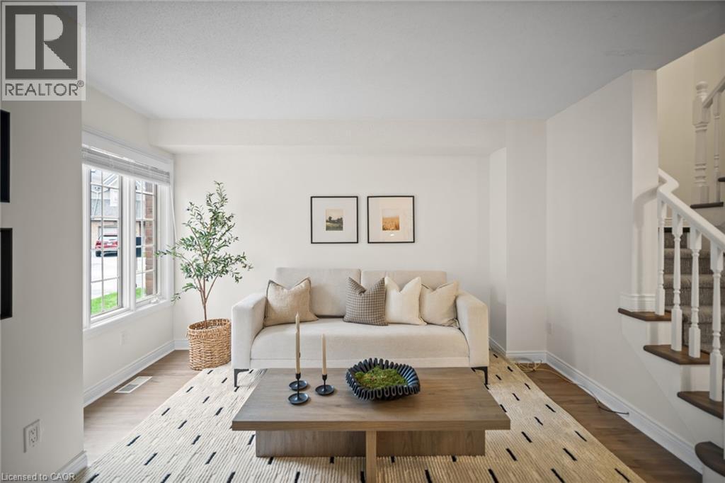 Bay window with multiple panes - 320 Hamilton Drive Unit# 10, Ancaster, ON - Indoor