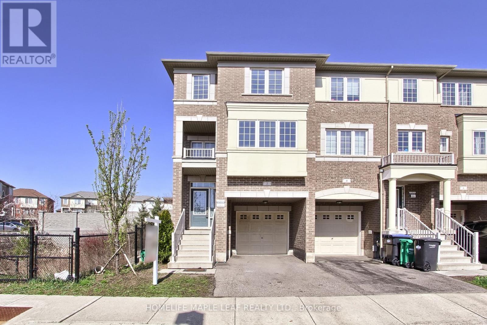2 Cedarland Road E, Brampton, ON - Outdoor With Facade