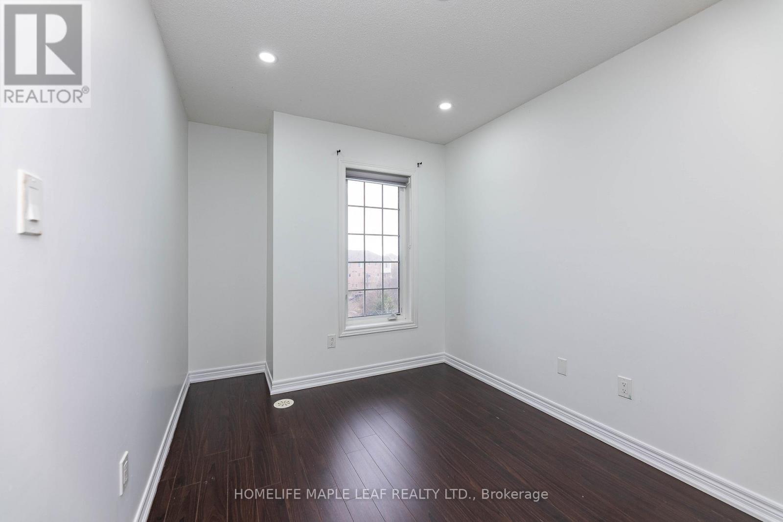 2 Cedarland Road E, Brampton, ON - Indoor Photo Showing Other Room